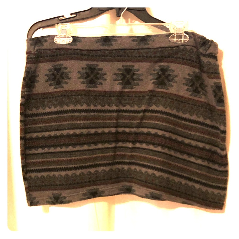 Tribal print mini skirt